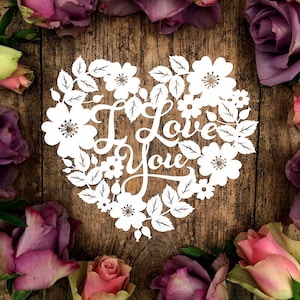 Modelo de corte de papel para uso comercial, guirlanda de coração, 'Eu te amo', cartão de casamento dos namorados, PDF, JPEG para corte manual e SVG para máquinas de corte
