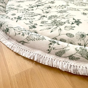BEAUTIFUL WHIMSICAL Blumendrucke, Blumenmuster, runde Baby Spieldecke, Leinen, grüner Druck, Rehe und Punkt, Babydecke, Tummy Time, Kinderzimmer Babydecke