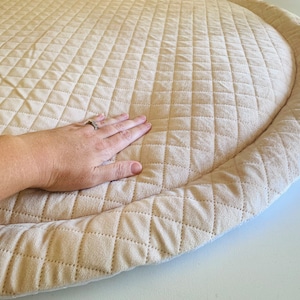 XL SOFTEST Quilted Baby Play Mat, Velvety Soft Rug, Minky Soft Play Mat, Playmat, Roundie, Baby Room, velvet Rug, Baby rug, Padded Play mat