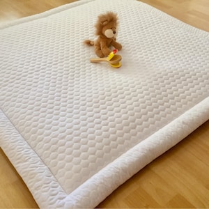 White Snow LARGE Thick Square quilted Deer and Dot Baby Mat Tummy Time Play rug Nursery Baby Blanket Blanky Flatlay Playmat girls boys gift