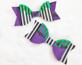 Black And White Hair Bow - Pastel Goth Clothing - Nu Goth - Aesthetic Clothing - Creepy Cute - Goth Clothing - Halloween - Pastel Grunge -