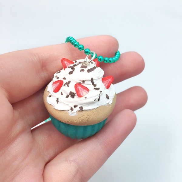 Collier Cupcake - Miniature Food - faux alimentaire bijoux - Cupcake de pâte polymère - Cupcake - Dessert Bijoux - Collier Kawaii