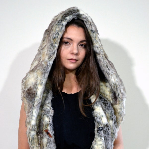 Hooded Scarf with Pockets in Faux Fur