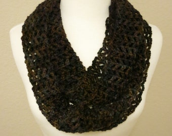 Lacy Infinity Scarf in Brown