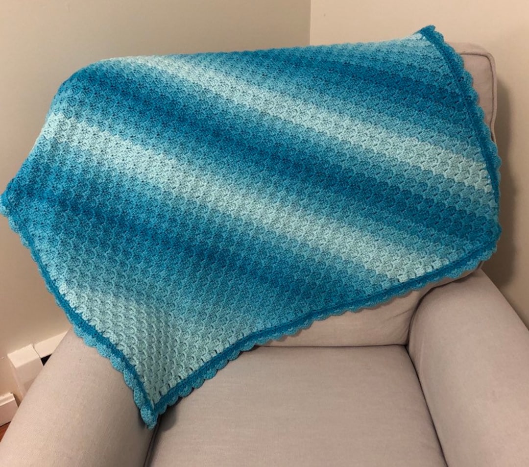 Red Heart Corner-to-Corner Ombre Throw Pattern