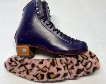 Fuzzy Leopard Skating Soakers
