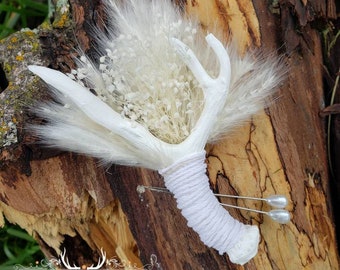 White Antler Boutonniere with White Dried Babysbreath and Pampas Grass, Buttonhole, Lapel, Twine, Faux, Resin, Pin-on, Corsage, Taxidermy