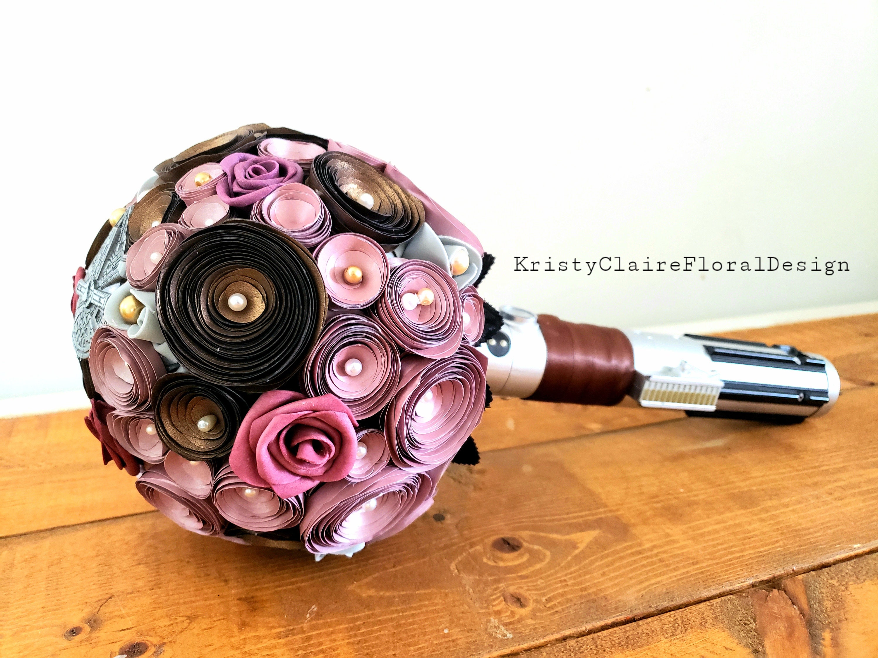 Wedding bouquet holder inspired by Luke's lightsaber hilt - Shop Tasha's  craft Dried Flowers & Bouquets - Pinkoi