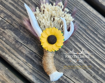 Antler Boutonniere W/ Dried Babysbreath and Pampas Grass, Sunflower, Buttonhole, Lapel, Twine, Faux, Resin, Pin-on, Corsage, Taxidermy