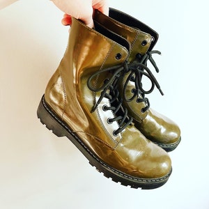 h&m olive green boots