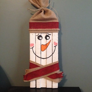 Wood Snowman, Wooden Snowman, Snowman, Snowman Face, Christmas Decor, Reclaimed Wood Christmas Decor, Farmhouse Christmas Decorations image 2