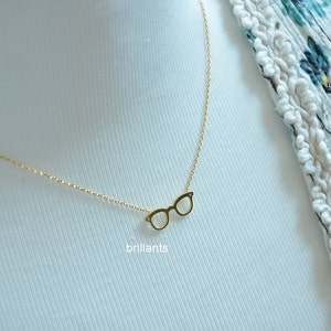 Glasses pendant necklace, Glasses necklace, Everyday necklace, Wedding necklace, Mothers day gift, Bridesmaid necklace, Minimal necklace image 4