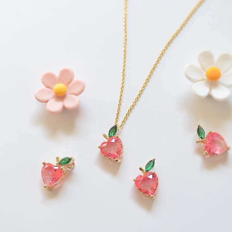 Collar de melocotón, collar de melocotón de Ariana Grande, piedra rosa, niña de las flores, regalo de dama de honor, para ella, fruta, collar de boda, pendientes de melocotón imagen 2