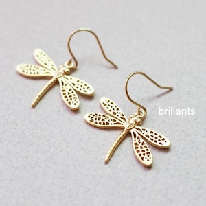 Dragonfly earrings in gold or silver, Insect earrings, Simple earrings, Bridesmaid earrings, Gift for her, Wedding earrings, Gift for mom