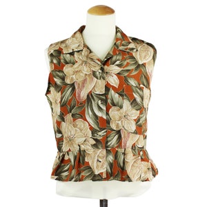 Vintage 1980’s Floral Earth Tone Tiki Hawaiian Aloha Tropical Button Up Collard Sleeveless Tank Top Blouse Shirt Unisex Adult Size Small