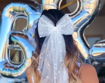 Bachelorette party favors, Bride gift, Bachelorette party decorations, Wedding veil hair bow, bride to be gift, Future Mrs hair accessories