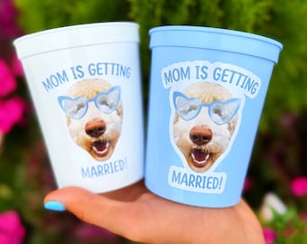 Personalisierte Hundegesicht Bachelorette Tassen: Blaue Brautgeschenke