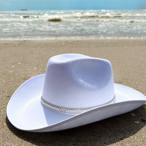 White Rhinestone Bride Cowboy Hat: Bachelorette Party Favor  display picture 3