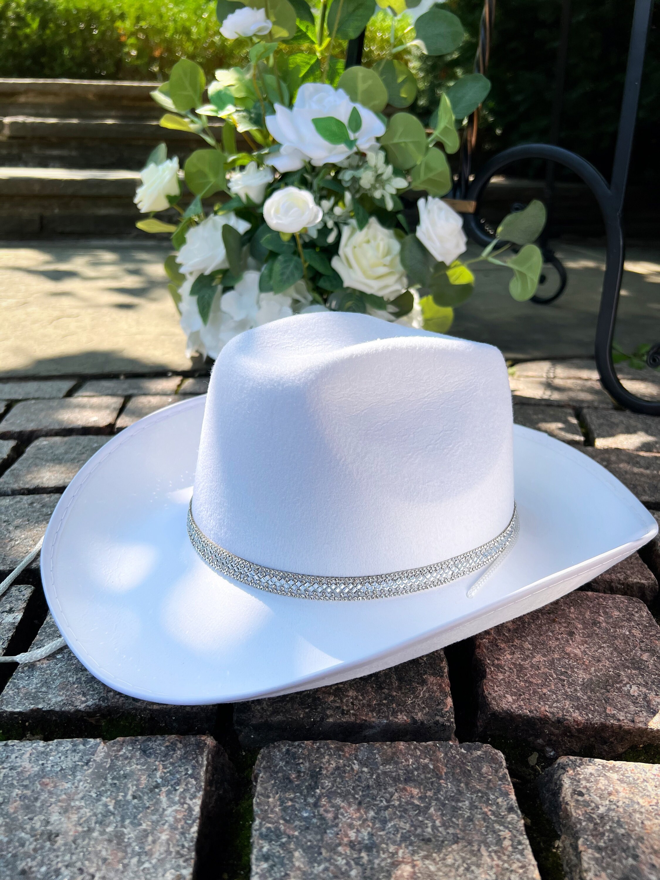 Bride Cowboy Hat: Rhinestone Cowgirl Bachelorette Party Gift 
