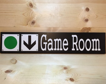 MEDIUM Wood Ski Run Sign. Personalized with Your Name or short phrase! Hand painted and individually customized. Made to order.