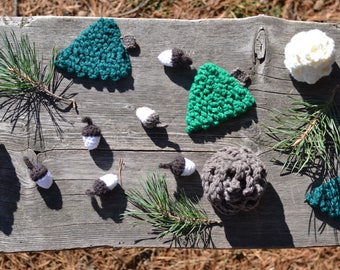 In the woods Collection, Christmas, ornaments, Crochet pattern, pine cone, Christmas tree, acorn, pine cone ornament