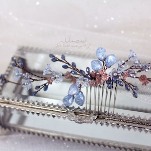 Peigne à cheveux de mariée en bleu avec perles et fleurs Accessoires pour cheveux de mariage en bleu peigne à cheveux bleu nuptial bijoux de cheveux de mariage peigne de mariée Variante A)