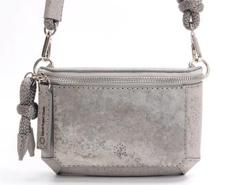 Veikata mini – Grey Cork & Stone Crossbody | Gray Roupe Vegan Purse