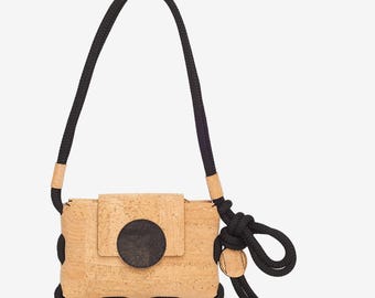 Sunset – Handmade Cork & Stone Crossbody Bag | Natural Cork with Black Stone Accent | Vegan Sustainable Handbag | Unique Eco Gift for Her