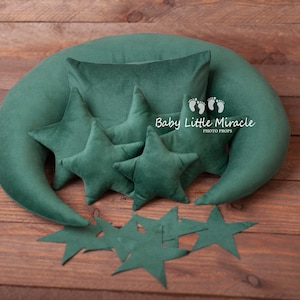 Green velvet Moon + 10 stars + pillow, photo prop, moon pillow, newborn photo props, newborn prop, maternity photo prop, Christmas photo