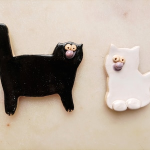 Black Cat White Cat • Set of 2 Cat Fridge Magnets for Kitchen • Handmade Ceramic Magnets • Cat Lover Gift • Housewarming • Unique Cat Gifts