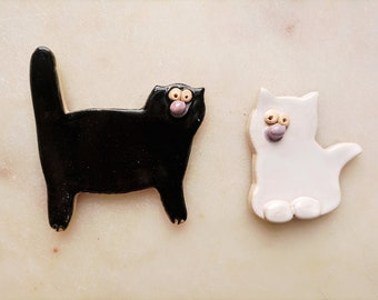 Black Cat White Cat • Set of 2 Cat Fridge Magnets for Kitchen • Handmade Ceramic Magnets • Cat Lover Gift • Housewarming • Unique Cat Gifts