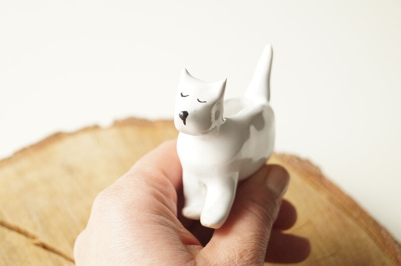 Little Cat Bowl Jewelry Holder Cat Jewelry Dish Gift for Cat Lovers Ceramics and Pottery Ring Holder