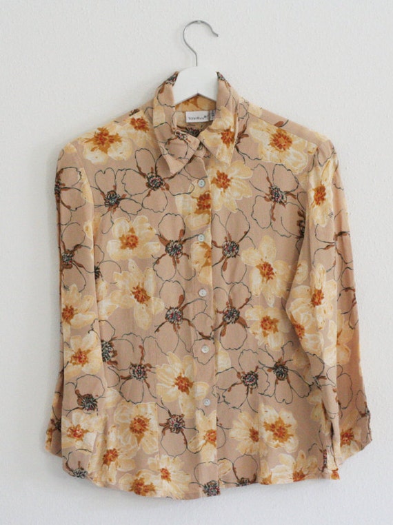 90s beige floral print viscose button-down blouse… - image 4