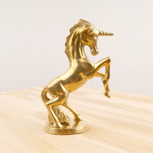 Unicorn / Horse || Figurine / statue / statuette / sculpture || Vintage Solid Brass