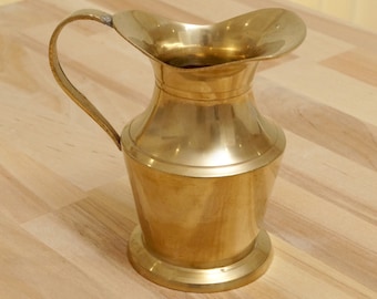 Vintage brass vase / pitcher / mug || Simple design