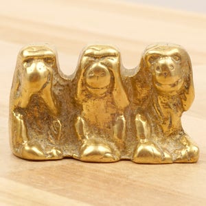 Three Wise Monkeys miniature sculpture || Vintage solid brass monkey figurine / three monkeys