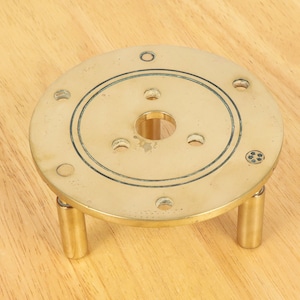Kettle stand / tea pot stand / trivet / hot stand || Vintage solid brass || Very stable and heavy for its size