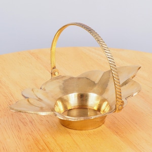 Candy dish / bowl / basket / sugar bowl || bowl with handle || Vintage solid brass