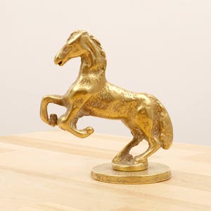 Horse Sculpture / statue / figurine || Vintage solid brass || Made in England / English brass horse || Gift for horse lovers
