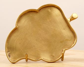 Dish / plate / kettle stand || Vintage solid brass || Leaf shape
