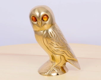 Owl sculpture / figurine || vintage solid brass || Quite heavy || With orange glass eyes