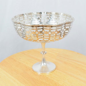 Silver plated Dish / bowl / tray / plate || Vintage EPNS silver plated || Simple design