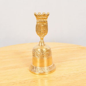 Vintage brass large desk bell || vintage solid brass || high quality || Queen&#39;s coat of arms handle