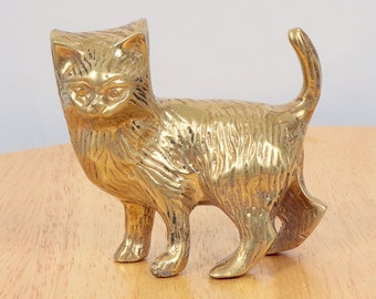 Cat Sculpture / Kitten Figurine || Vintage solid brass