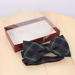 Green Bow Tie || Vintage English Accessory || Viyella