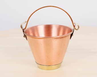 Koperen miniemmer met messing handvat en basis – kleine decoratieve emmer – rustiek boerderijaccent – vintage