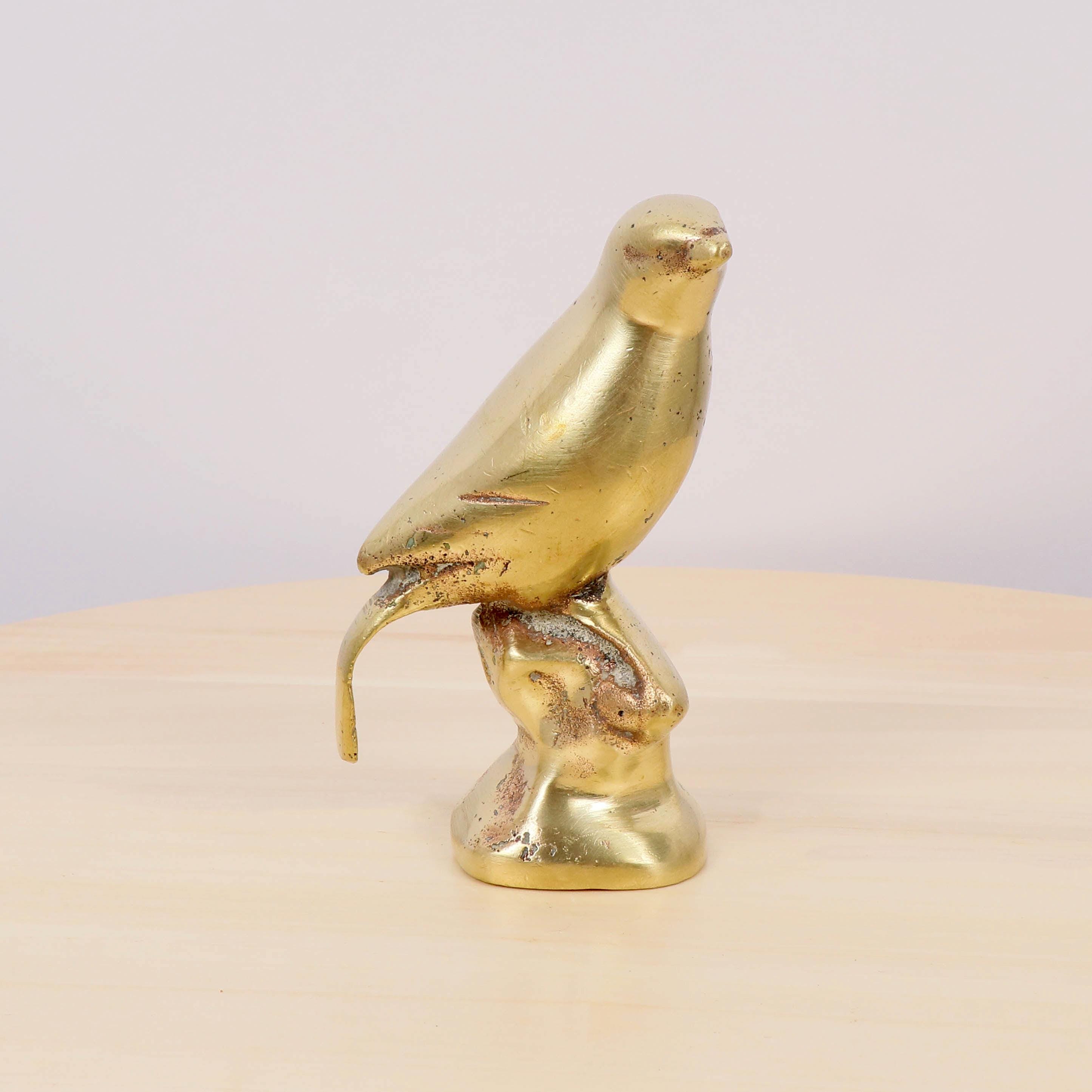 Veemoon Figurine Oiseau en Laiton Vintage Décorative, Ornement de Bureau Délicat et Résistant, Style Rétro Lisse et Élégant pour Décoration Intérieure Veemoon Figurine Oiseau en Laiton Vintage Décorative, Ornement de Bureau Délicat et Résistant, Style Rétro Lisse et Élégant pour Décoration Intérieure