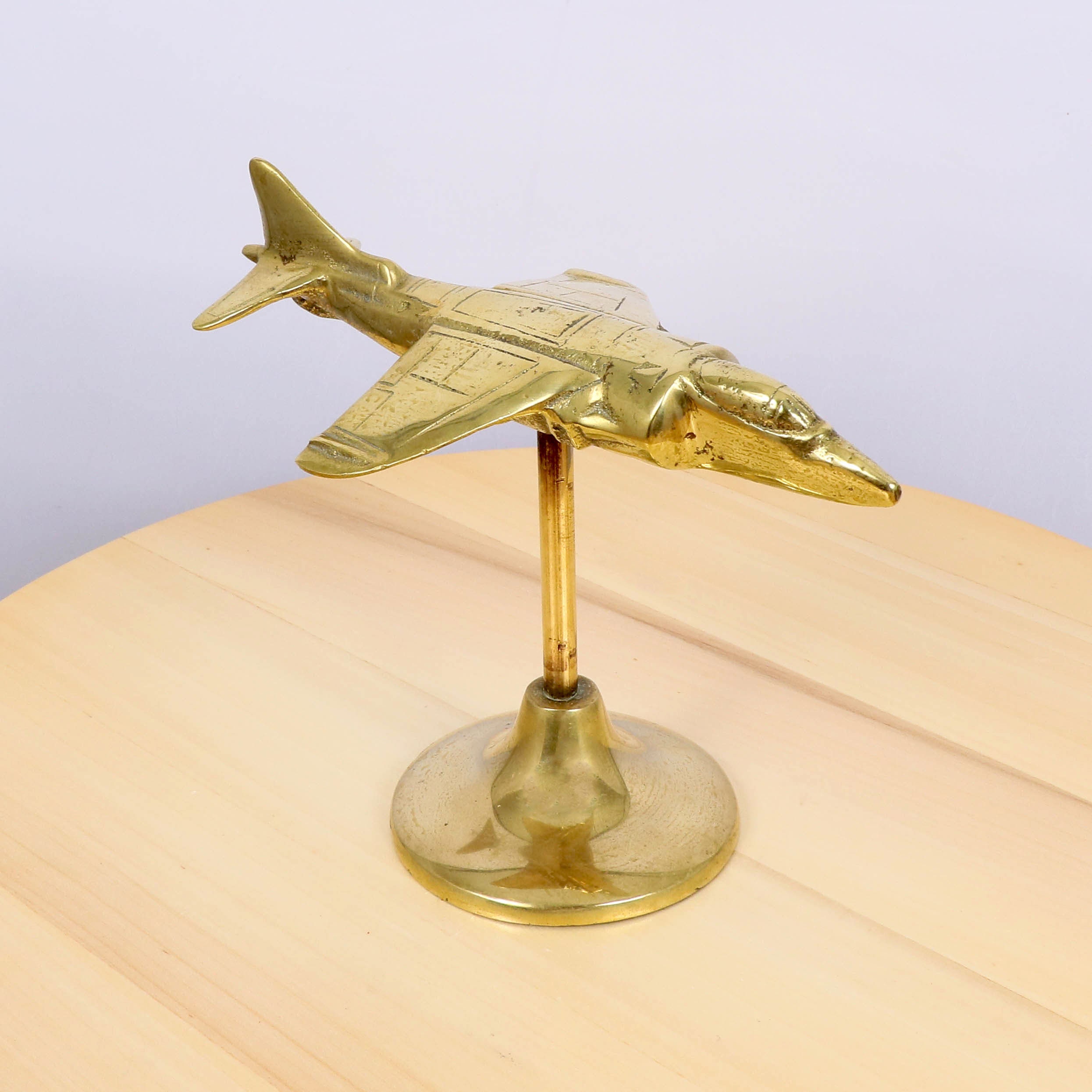 制空戦闘機モデルのフィギュア / 彫刻 / 彫像 || 丸型ベーススタンド 