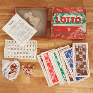 Juego de bingo o lotería vintage fabricado en Inglaterra - H.P.Gibsonandsonsltd Londres - 48 cartones de bingo