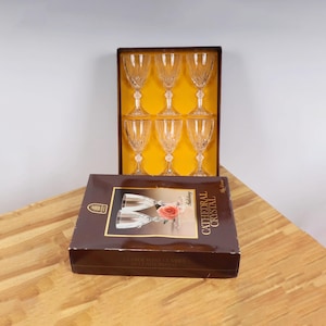Elegante juego de 6 copas de vino grandes de cristal Salisbury Cathedral de Dema // Vintage - Dema Glass Limited usado